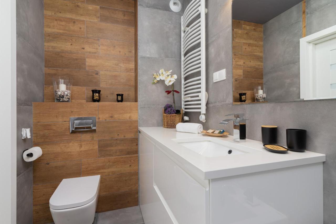 Krowodrza Apartment Premium With Balcony By Renters Prestige Краків Екстер'єр фото