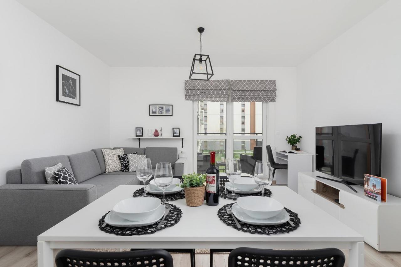 Krowodrza Apartment Premium With Balcony By Renters Prestige Краків Екстер'єр фото